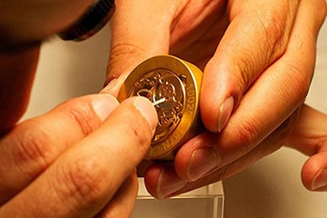 佛山宝珀手表玫瑰金表带维修